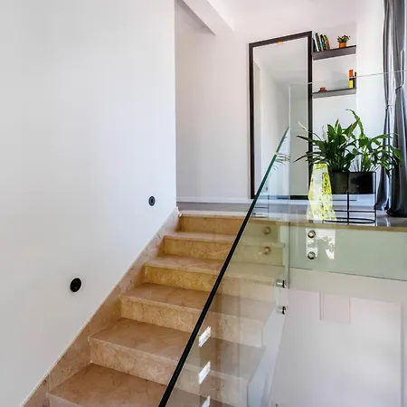 Villa New Luxury Mons Aureus Split