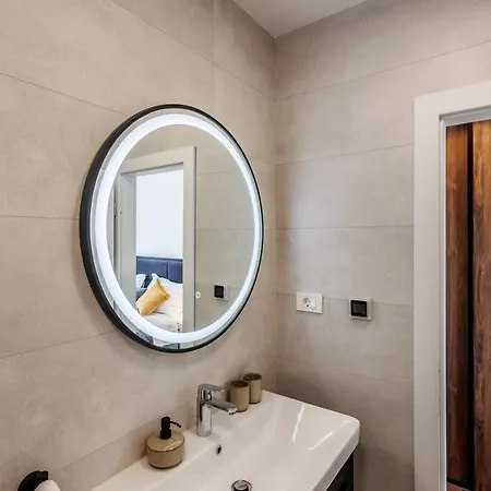 Villa New Luxury Mons Aureus Split Gornje Sitno